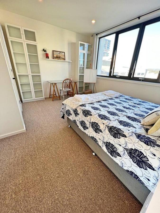 Industrial Yet Modern, 1Bd 1Bth Apt - Woden Phillip Экстерьер фото