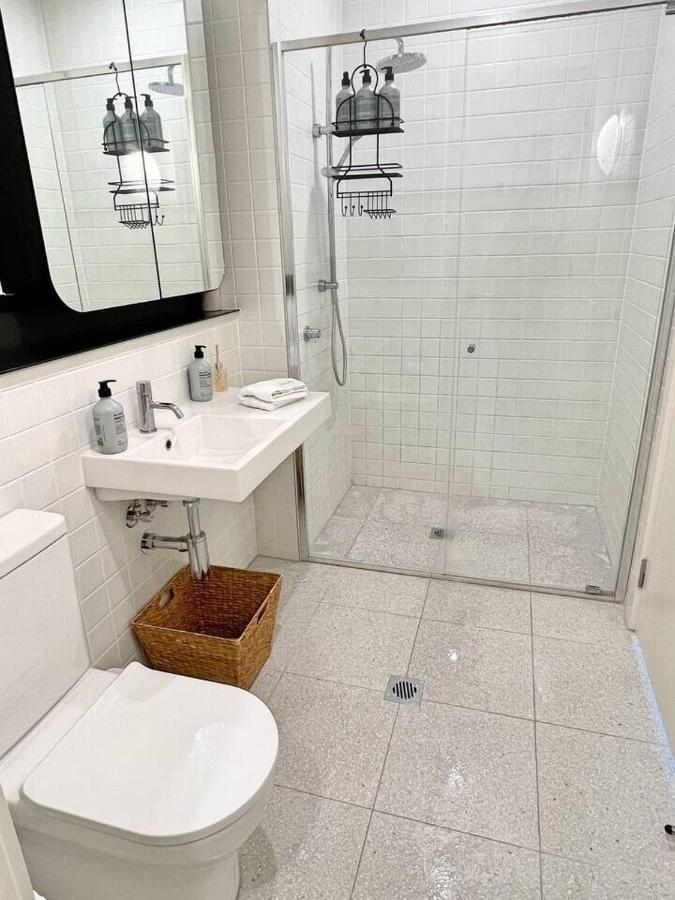 Industrial Yet Modern, 1Bd 1Bth Apt - Woden Phillip Экстерьер фото